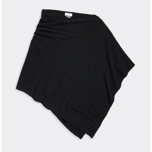 EUC Vineyard Vines Season Cashmere Poncho